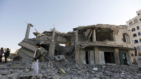 Nouveau massacre saoudien au Yémen: huit civils tués dans un raid à Sanaa