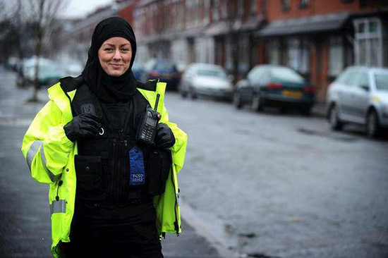 En Ecosse, les policières pourront porter le hijab.