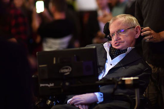 Stephen Hawking, superstar de la physique, est mort