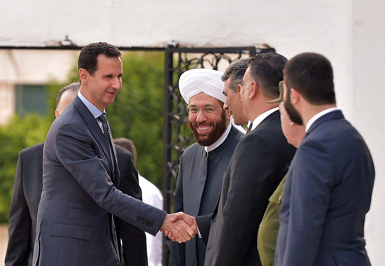 Syrie: Assad fait la prière de l’Aïd al-Fitr à la mosquée de sayyeda Khadija à Tartous