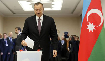 Le président sortant d'Azerbaïdjan, Ilham Aliev, remporte les élections.