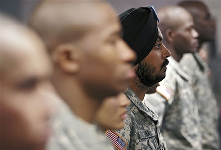 Signes religieux: nouvelle règle dans l'armée US