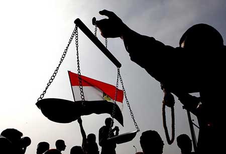Egypte: les Frères musulmans déposent une plainte auprès de la CPI.