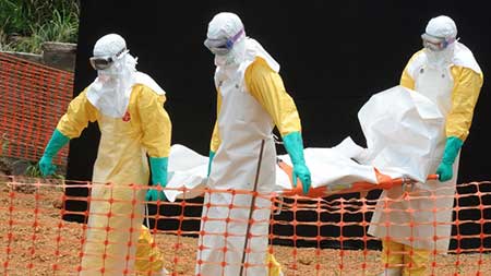 Ebola est hors de contrôle, empire et risque de toucher d'autres pays, selon MSF.