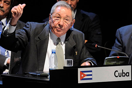 Le chemin pour normaliser les relations avec les USA long et difficile, selon Castro 