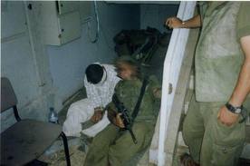 Voici comment l’Unité 504 de l’armée israélienne torture les détenus arabes