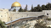 Un pont pour les véhicules militaires et des synagogues juives vont être construits à Al-Aqsa