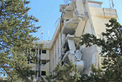 Syrie: Le bâtiment du Croissant rouge détruit par une frappe aérienne à Idlib