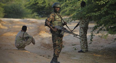 #Somalie: un kamikaze se fait exploser dans un camp militaire à Mogadiscio