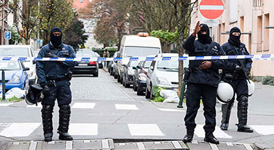 Belgique: cinq personnes interpellées et des armes saisies dans le cadre d’un dossier de terrorisme

