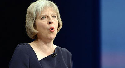 Theresa May prête à effectuer une frappe nucléaire «initiale préventive»

