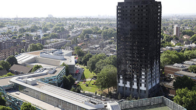 Incendie à #Londres: au moins 17 morts selon un nouveau bilan