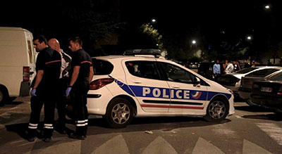 France: une fusillade fait 8 blessés devant une mosquée, la piste terroriste écartée


