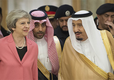 Theresa May refuse de publier un rapport sur le financement du terrorisme