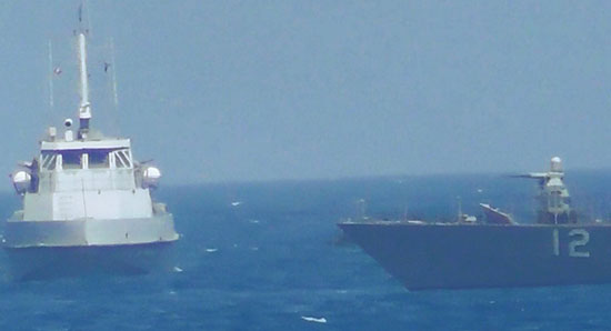 Coups de semonce US contre un bateau iranien: «une provocation», selon Téhéran

