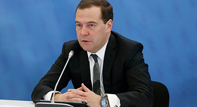 Medvedev: les USA ont lancé une guerre commerciale contre la Russie
