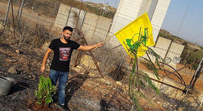 Au Liban-Sud, le Hezbollah plante des arbres sous le nez des soldats israéliens