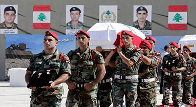 Liban: le dernier adieu aux militaires victimes des terroristes (photos)