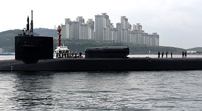 Le sous-marin nucléaire US Michigan prend le cap vers la péninsule coréenne

