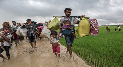 Près d’un million de Rohingyas se sont réfugiés au Bangladesh
