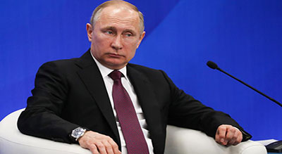 Poutine dénonce «une imitation» au lieu d’un vrai combat contre le terrorisme

