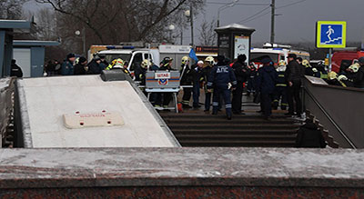 Un bus rentre dans un passage piéton à Moscou, la piste terroriste écartée
