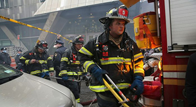 USA: 12 morts dans le pire incendie à New York depuis des décennies
