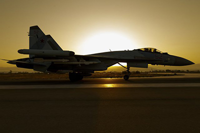L’aviation irakienne bombarde une position de “#Daech” en #Syrie