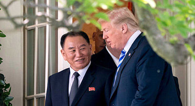 Trump confirme le sommet avec Kim après avoir reçu son bras droit dans le Bureau ovale
