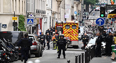 Prise d’otages à Paris: l’auteur interpellé, les otages sains et saufs
