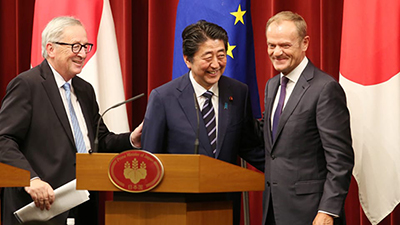 Face à Trump, l’UE et le Japon signent un accord commercial «historique»