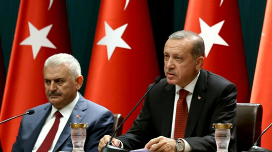 Turquie: le gouvernement poursuit l'épuration dans les services de sécurité.