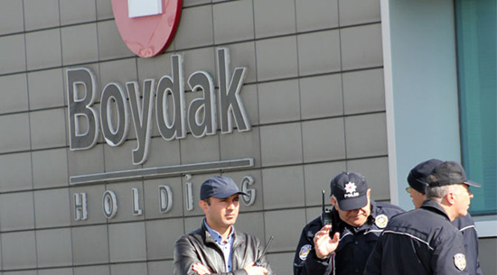 Turquie: trois industriels de premier plan en garde à vue après le putsch raté.