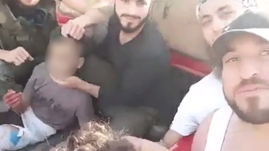 Des «rebelles syriens» dits «modérés» filmés en train de décapiter un enfant à Alep