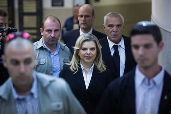 Sara Netanyahou a témoigné devant la police dans l'enquête qui vise le PM