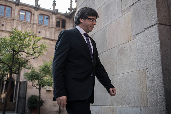 Catalogne: Puidgemont ne retournera pas en Espagne.