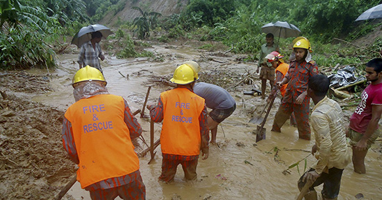 Bangladesh: au moins 145 personnes décédées après un glissement de terrain