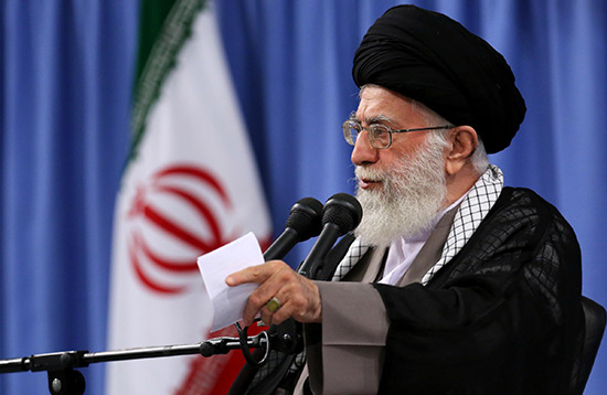Sayed Khamenei: Les attentats en Iran renforceront «la haine» contre Washington et Riyad.