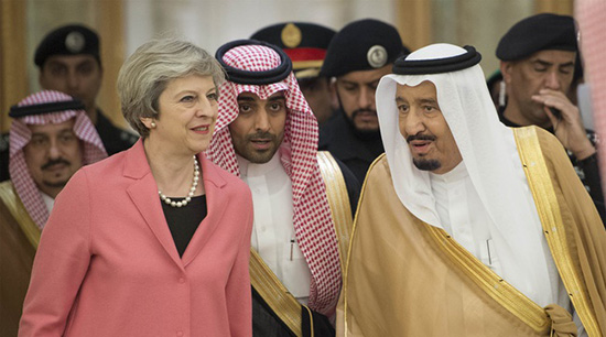 Theresa May refuse de publier un rapport sur le financement du terrorisme