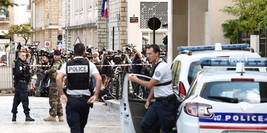Militaires attaqués à Levallois-Perret: le parquet antiterroriste saisi