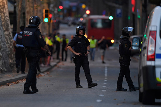 Attaque à Barcelone: 13 morts et plus de 100 blessés, «Deach» revendique.