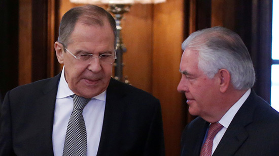 Rencontre Tillerson-Lavrov en pleine guerre des sanctions entre Moscou et Washington.