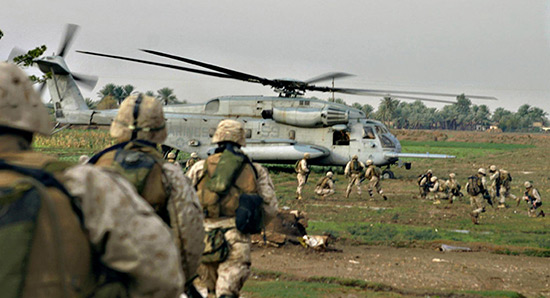 Irak: les USA engagent leurs hélicoptères d’attaque pour secourir «Daech».