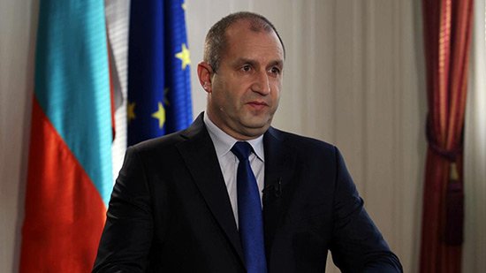Bulgarie: véto présidentiel sur la loi anti-corruption exigée par Bruxelles.