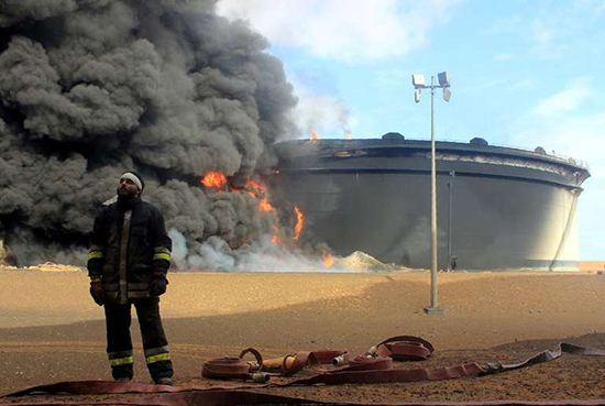 Libye: raids aériens des forces de Haftar près de sites pétroliers