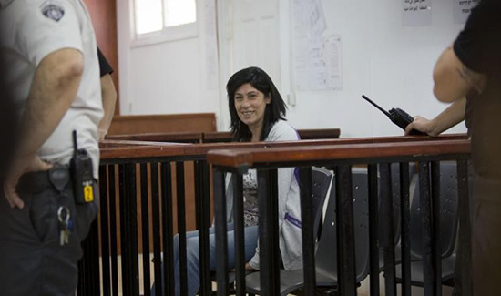 «Israël» prolonge de 4 mois la détention de la députée palestinienne Khalida Jarrar