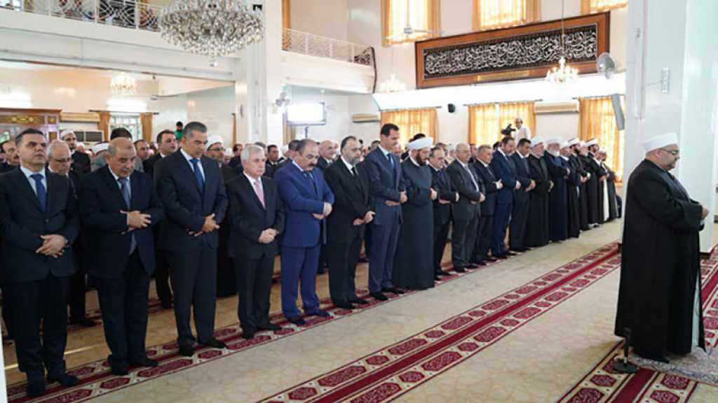 Le président Assad fait la prière de l’Aïd al-Adha à la mosquée al-Rawda à Damas