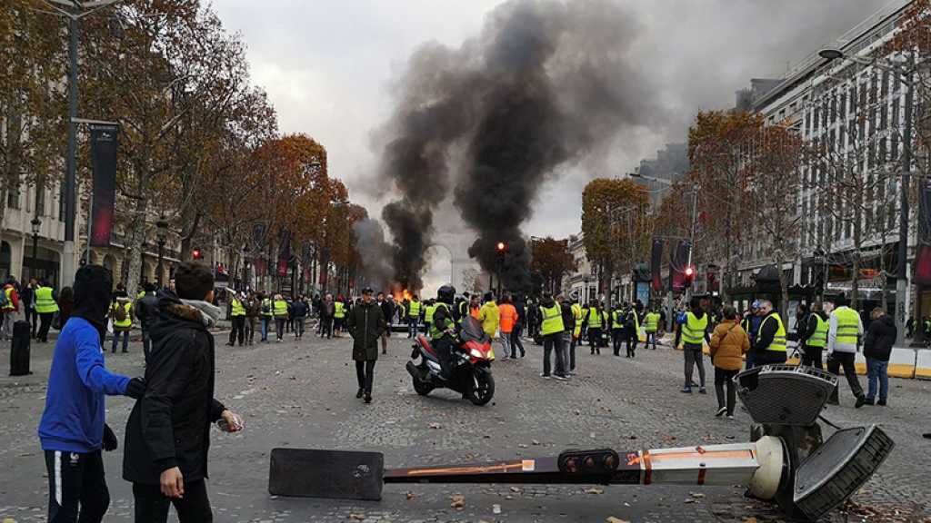 Macron compare les manifestations des «gilets jaunes» à des «scènes de guerre»
