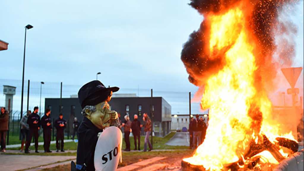 France: 18 prisons bloquées après une agression par un détenu radicalisé