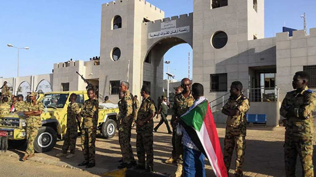 L’armée soudanaise déploie ses troupes devant son QG à Khartoum, selon des témoins